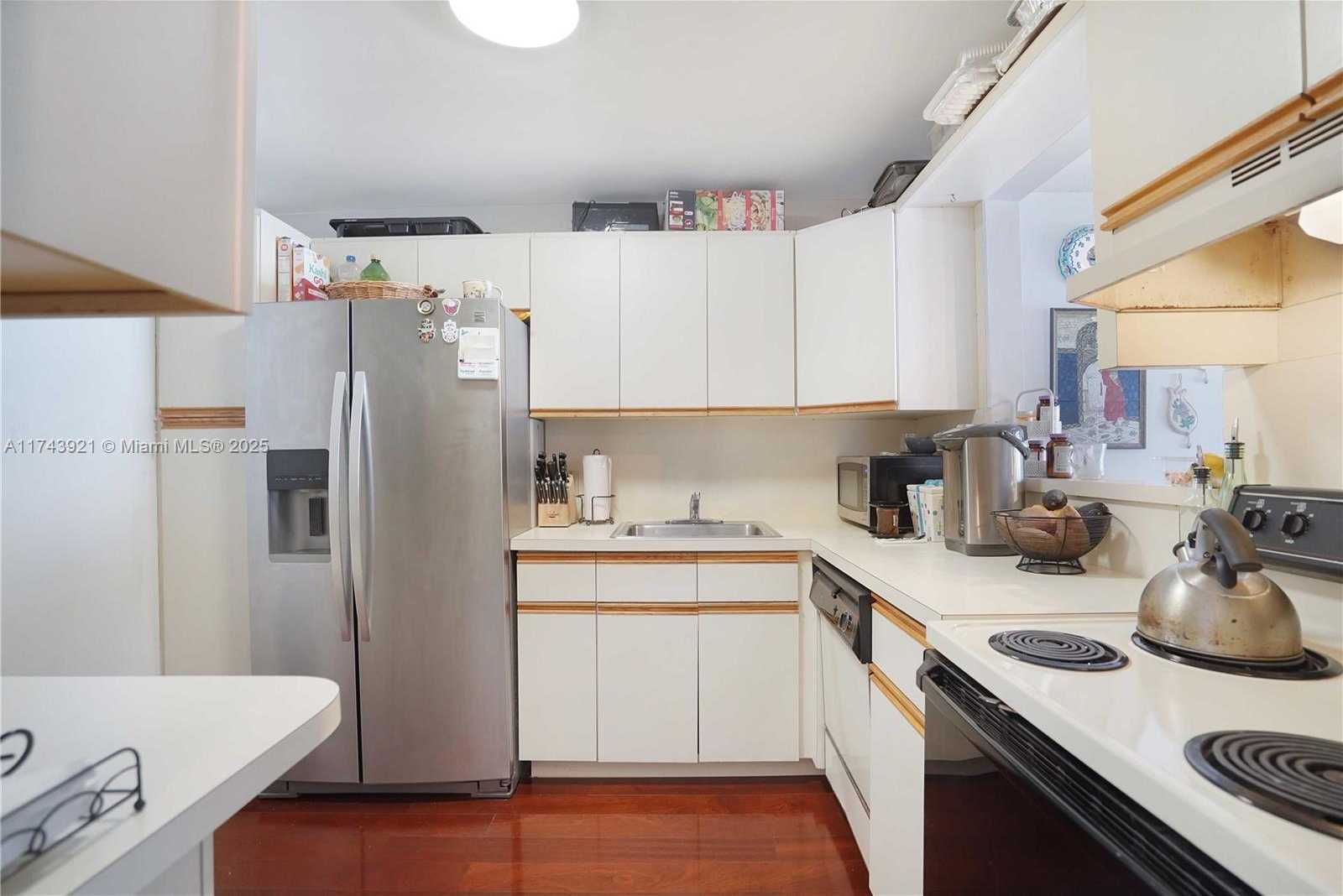 Small Image of 1228 WEST AVE #607, Miami Beach Number 23