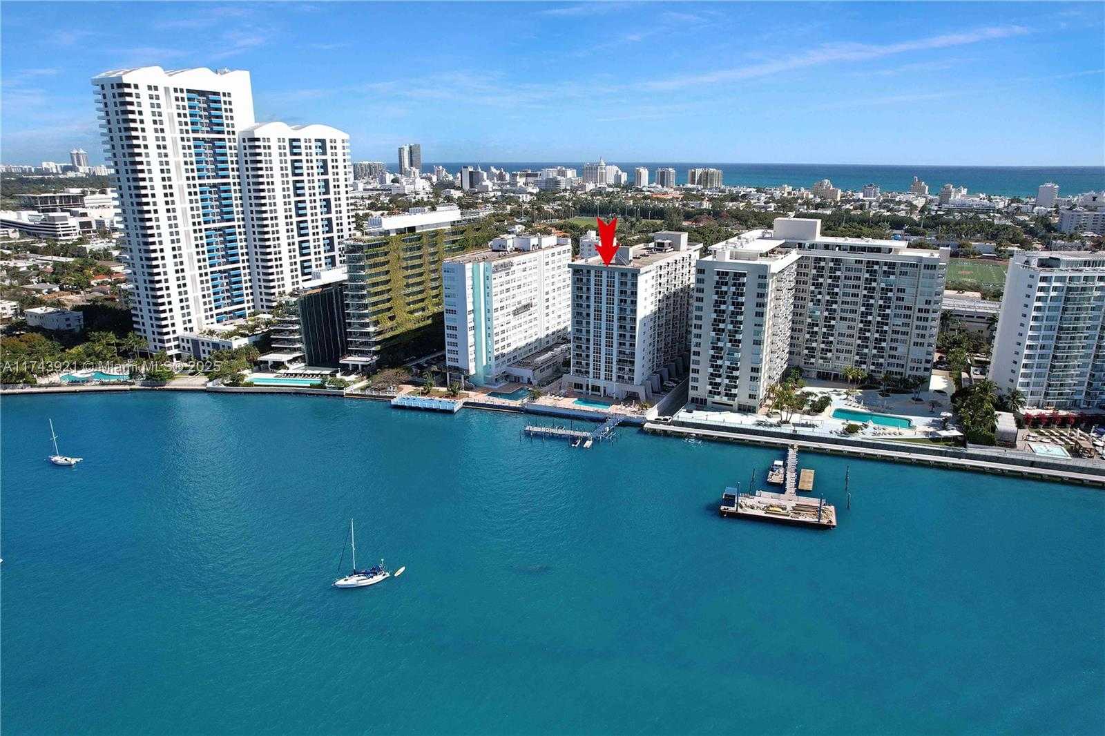 Small Image of 1228 WEST AVE #607, Miami Beach Number 3