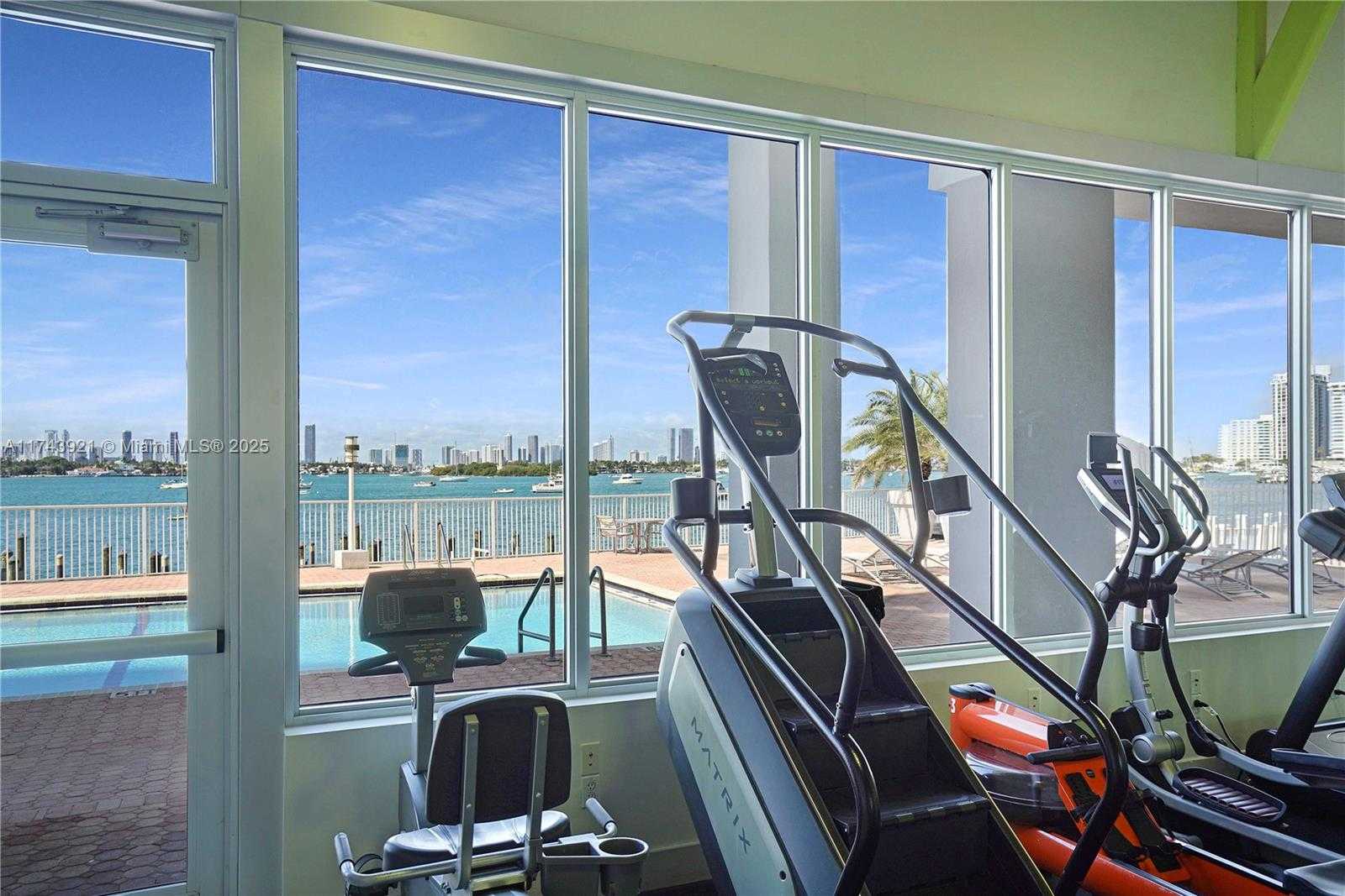 Small Image of 1228 WEST AVE #607, Miami Beach Number 37