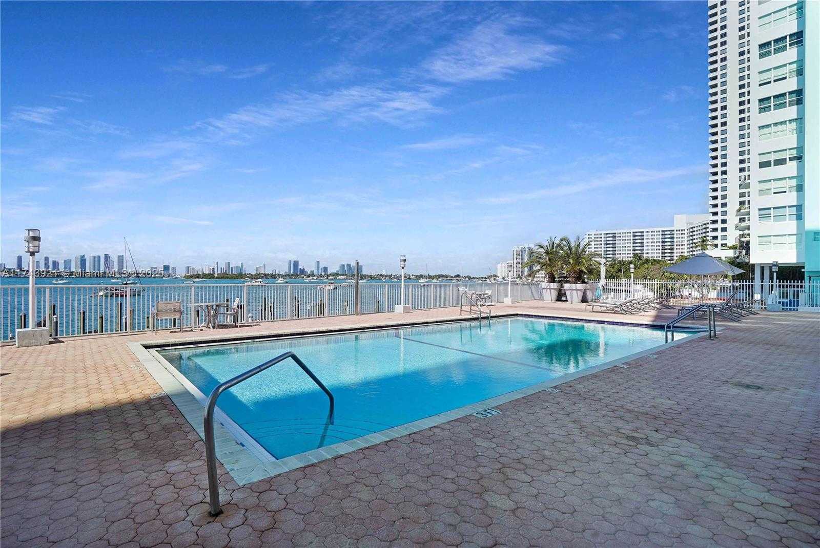 Small Image of 1228 WEST AVE #607, Miami Beach Number 40