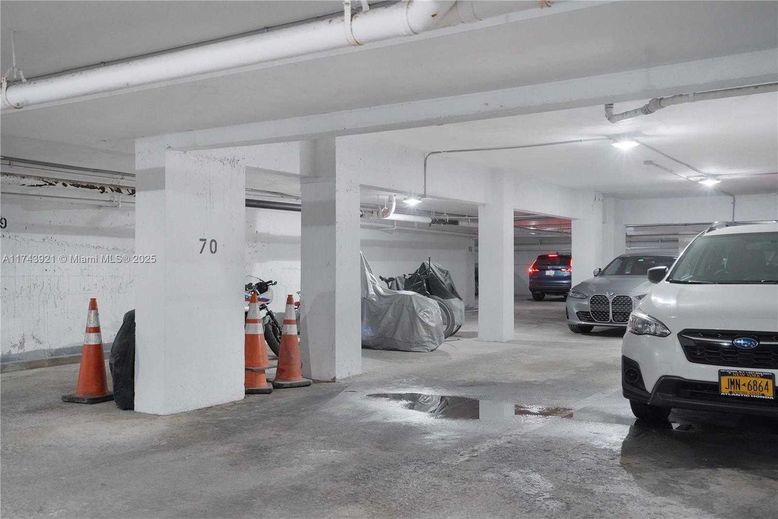 Small Image of 1228 WEST AVE #607, Miami Beach Number 51
