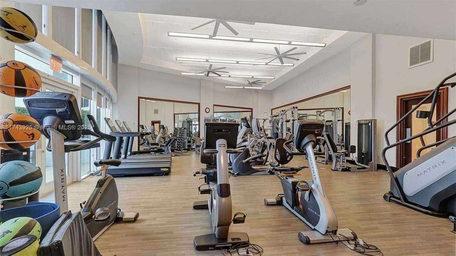 Small Image of 18911 COLLINS AVE #1104, Sunny Isles Beach Number 36