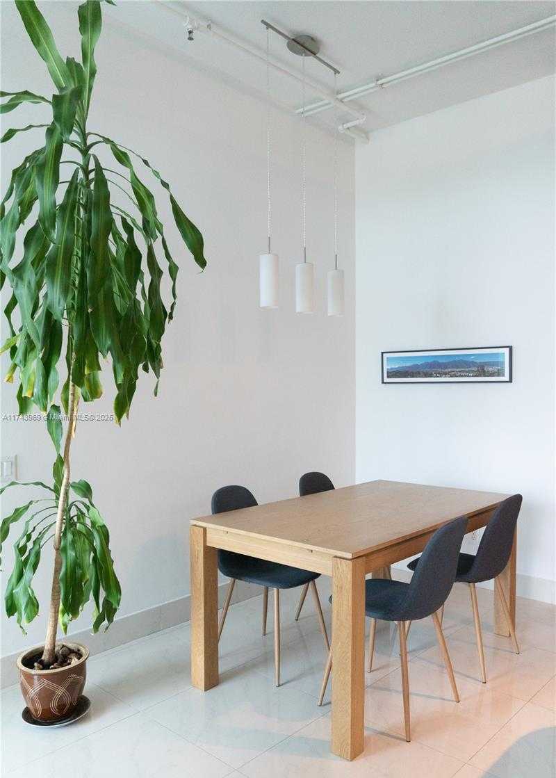 Small Image of 3029 NORTH EAST 188TH ST #924, Aventura Number 16
