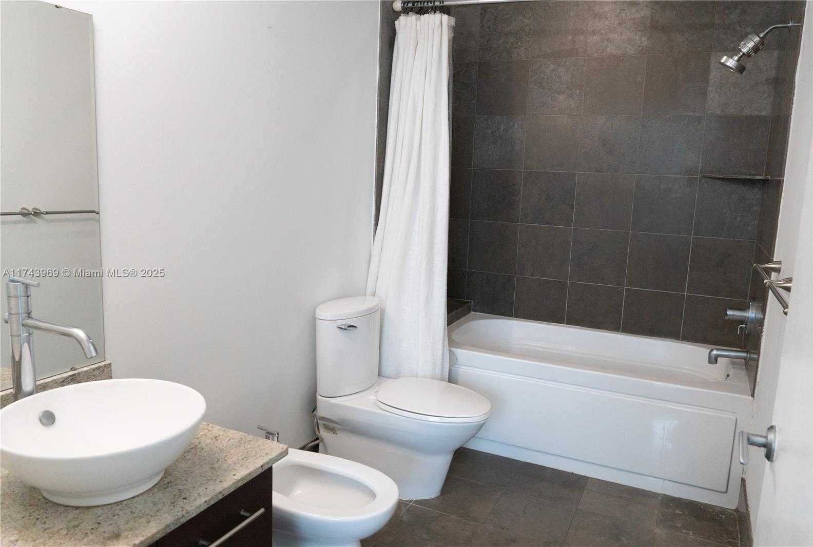 Small Image of 3029 NORTH EAST 188TH ST #924, Aventura Number 24
