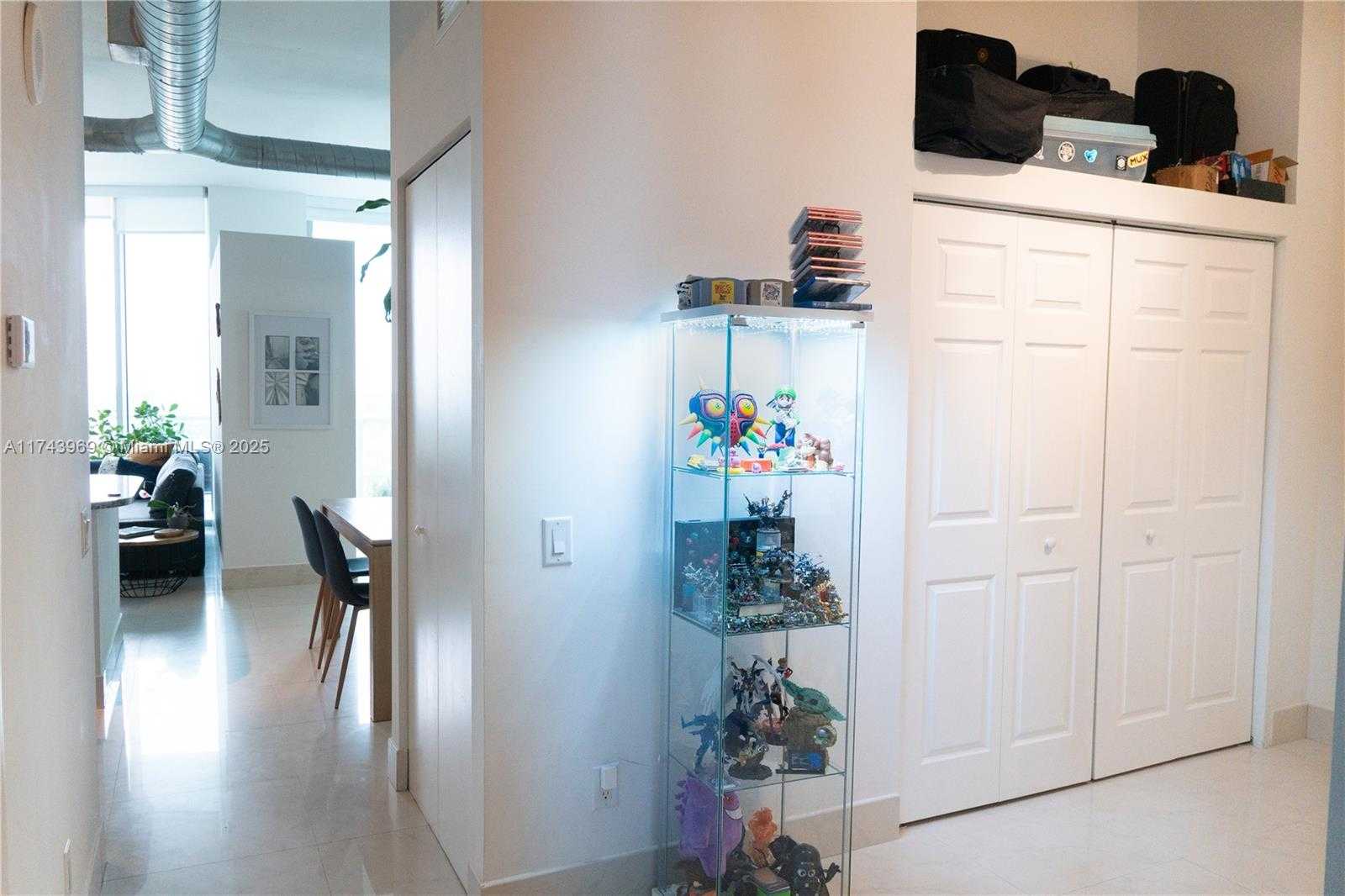 Small Image of 3029 NORTH EAST 188TH ST #924, Aventura Number 26