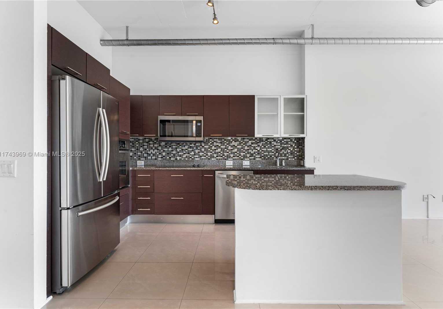 Small Image of 3029 NORTH EAST 188TH ST #924, Aventura Number 9