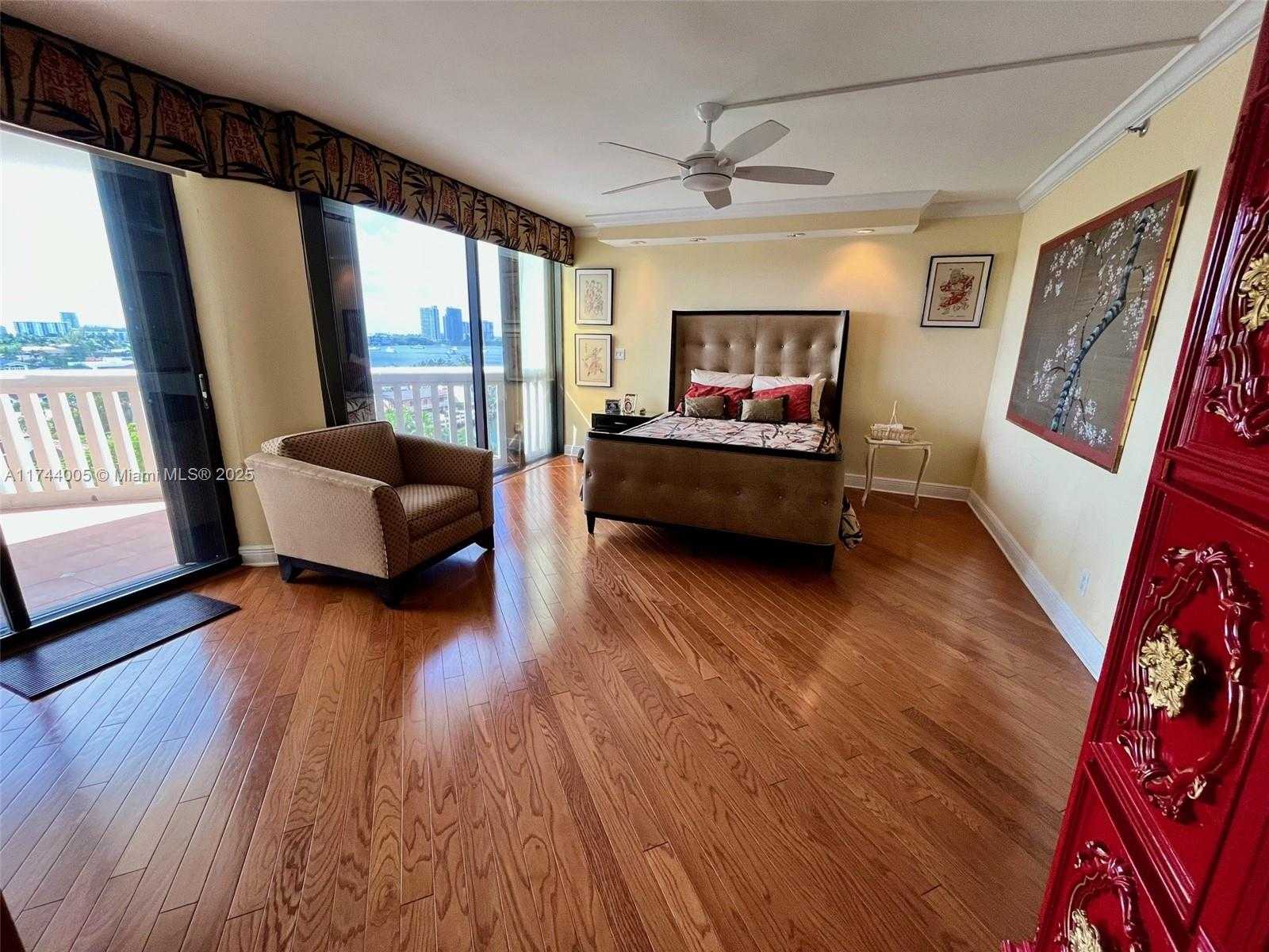 Small Image of 1000 WEST ISLAND BLVD #803, Aventura Number 21