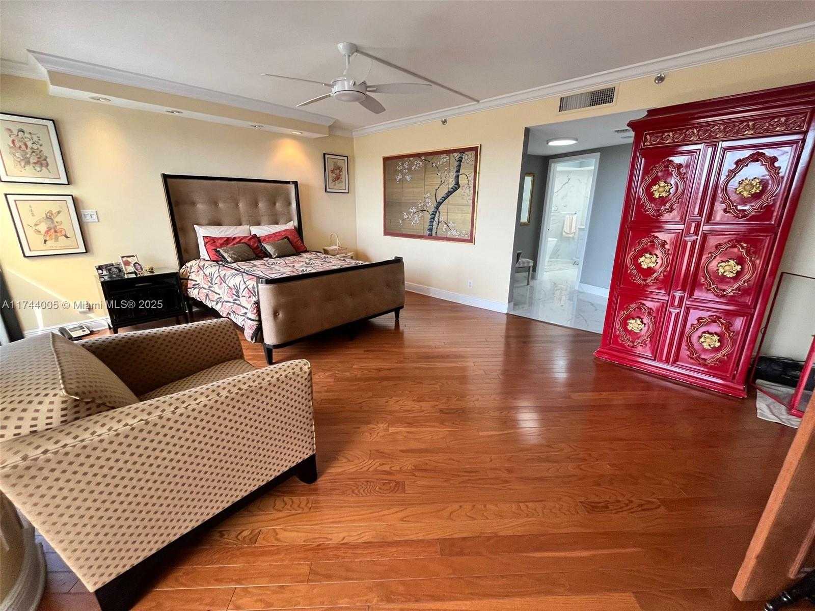 Small Image of 1000 WEST ISLAND BLVD #803, Aventura Number 22