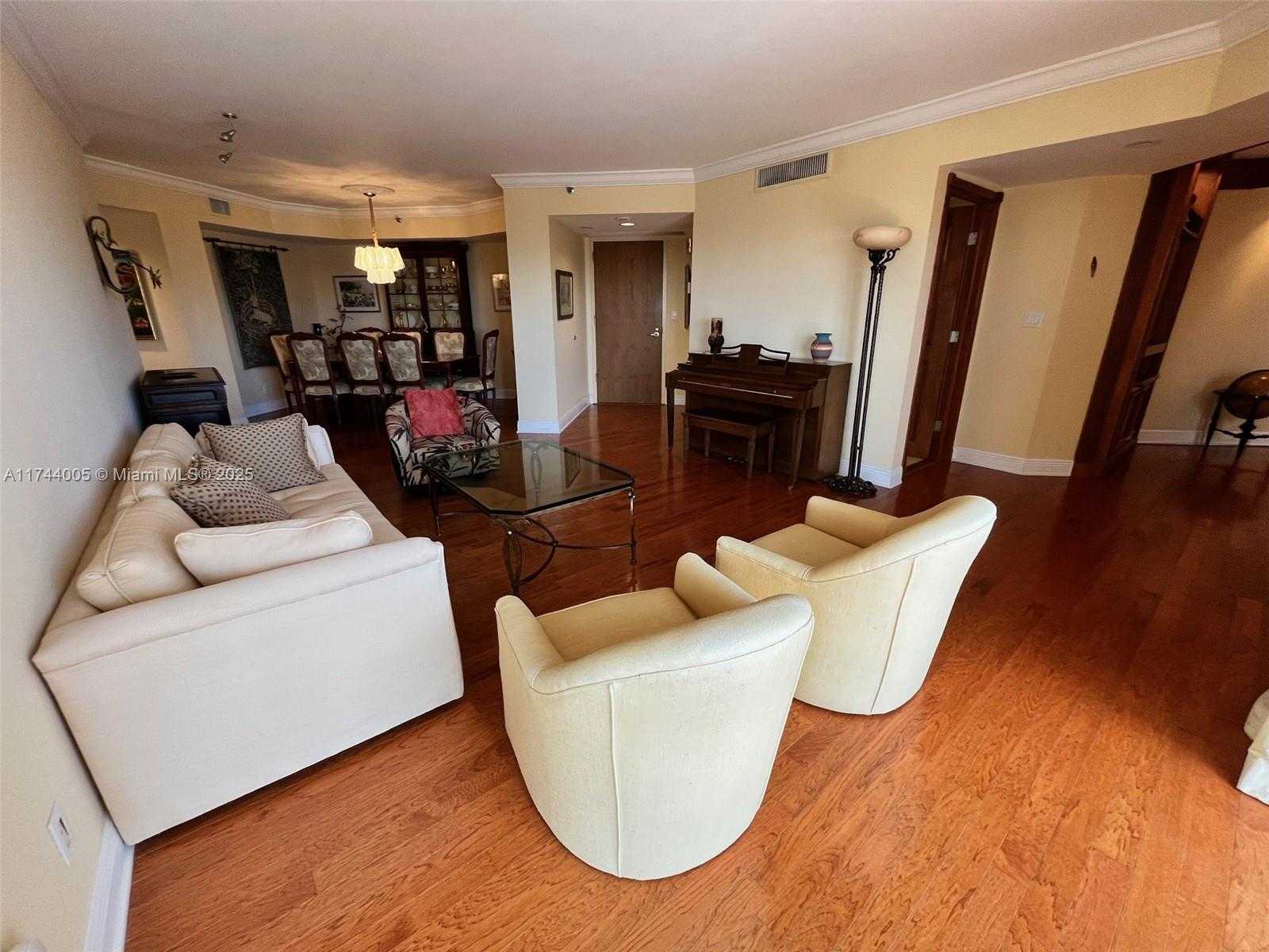 Small Image of 1000 WEST ISLAND BLVD #803, Aventura Number 6