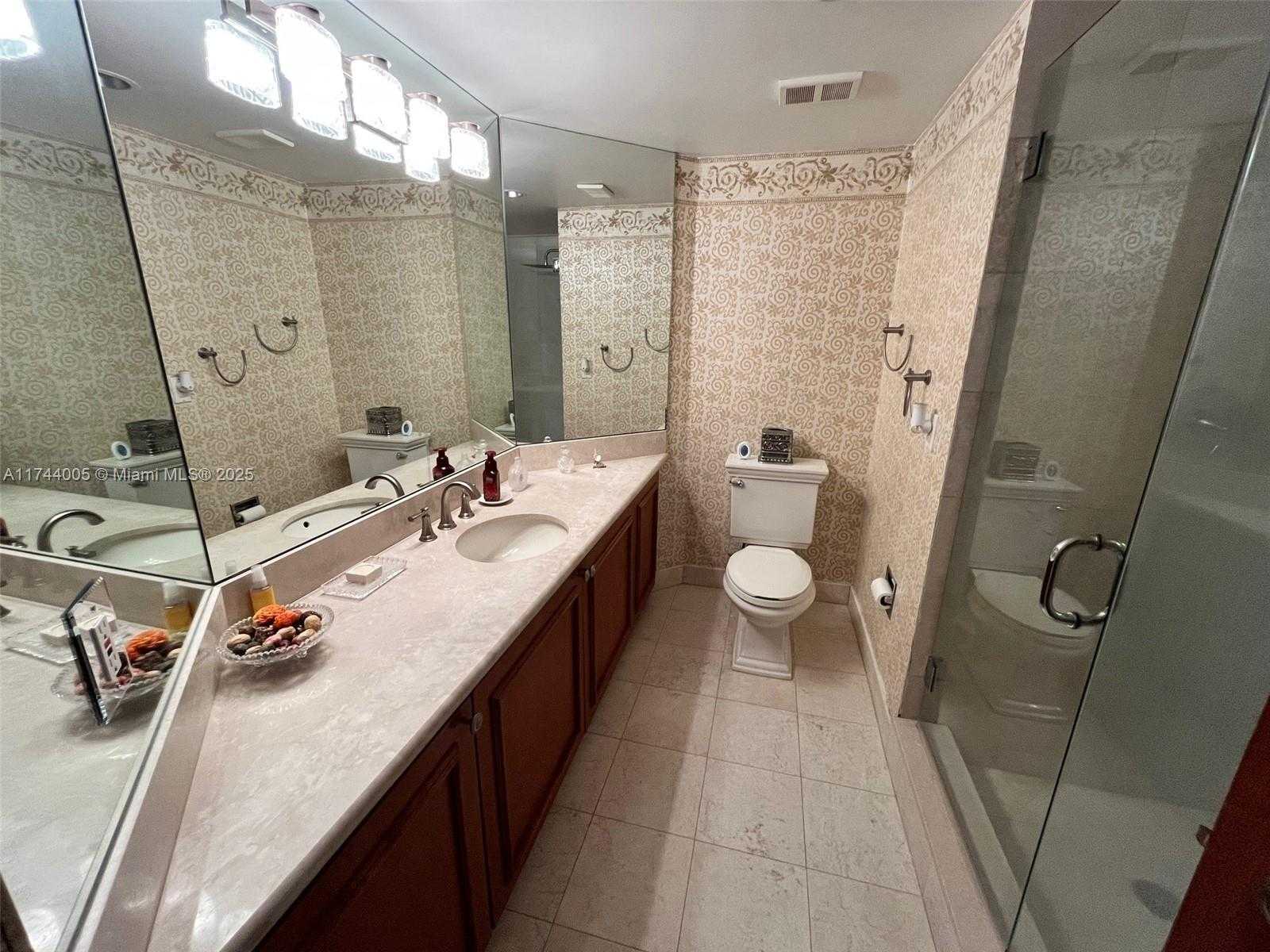 Small Image of 1000 WEST ISLAND BLVD #803, Aventura Number 9