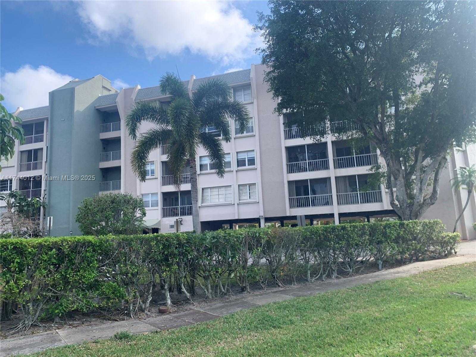 Small Image of 505 SPENCER DR #101, West Palm Beach Number 15