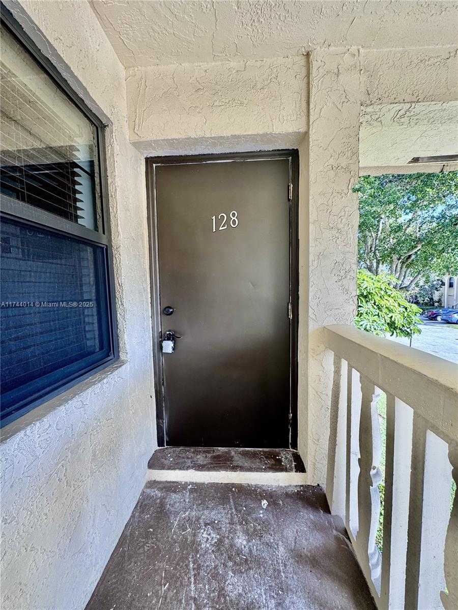 Small Image of 140 SOUTH CYPRESS ROAD ##128, Pompano Beach Number 11