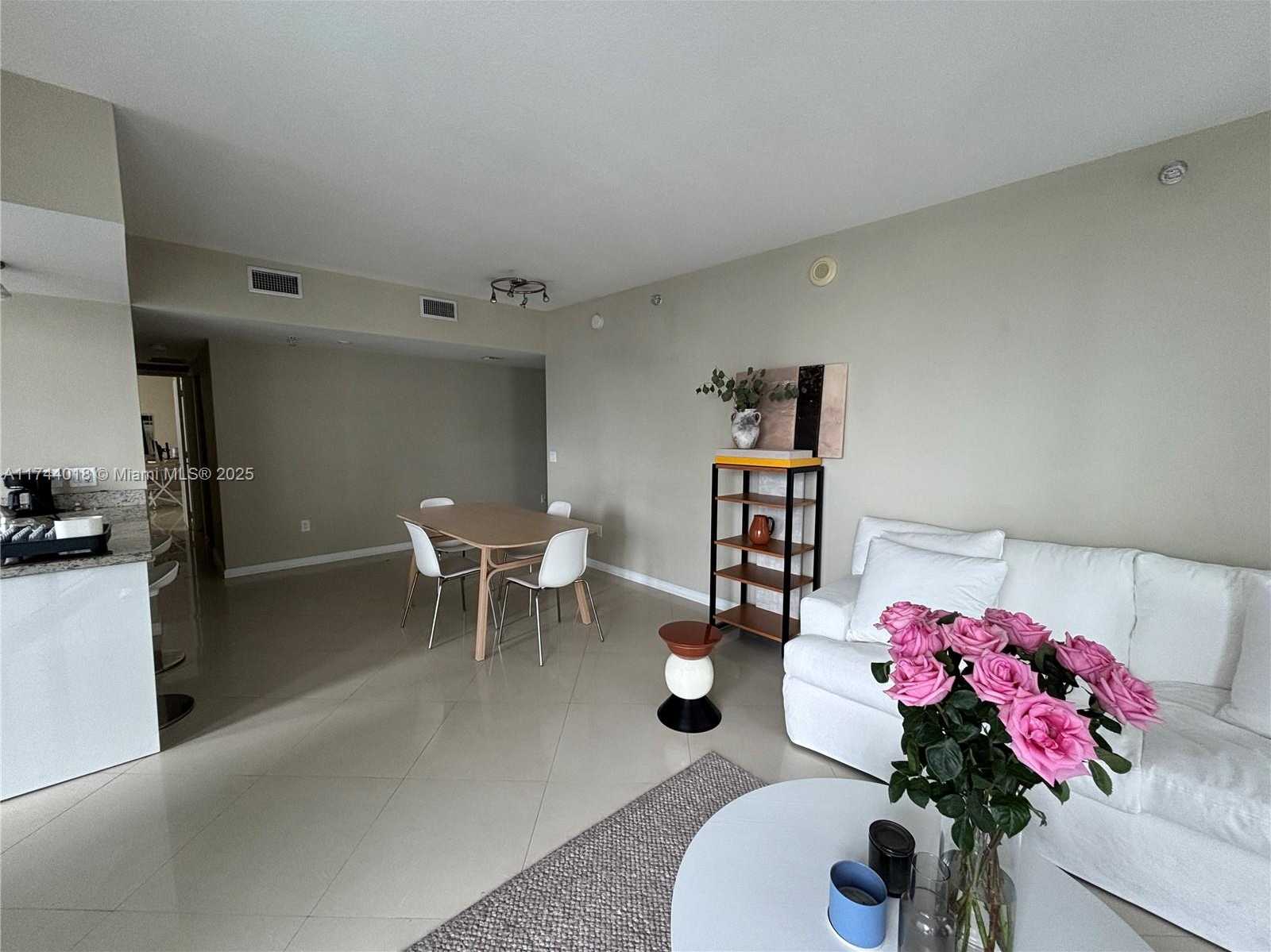Small Image of 185 SOUTH WEST 7TH ST #2012, Miami Number 10