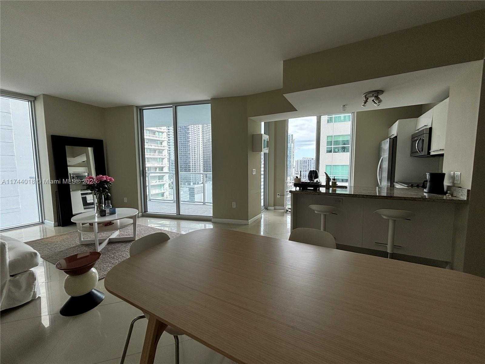 Small Image of 185 SOUTH WEST 7TH ST #2012, Miami Number 13