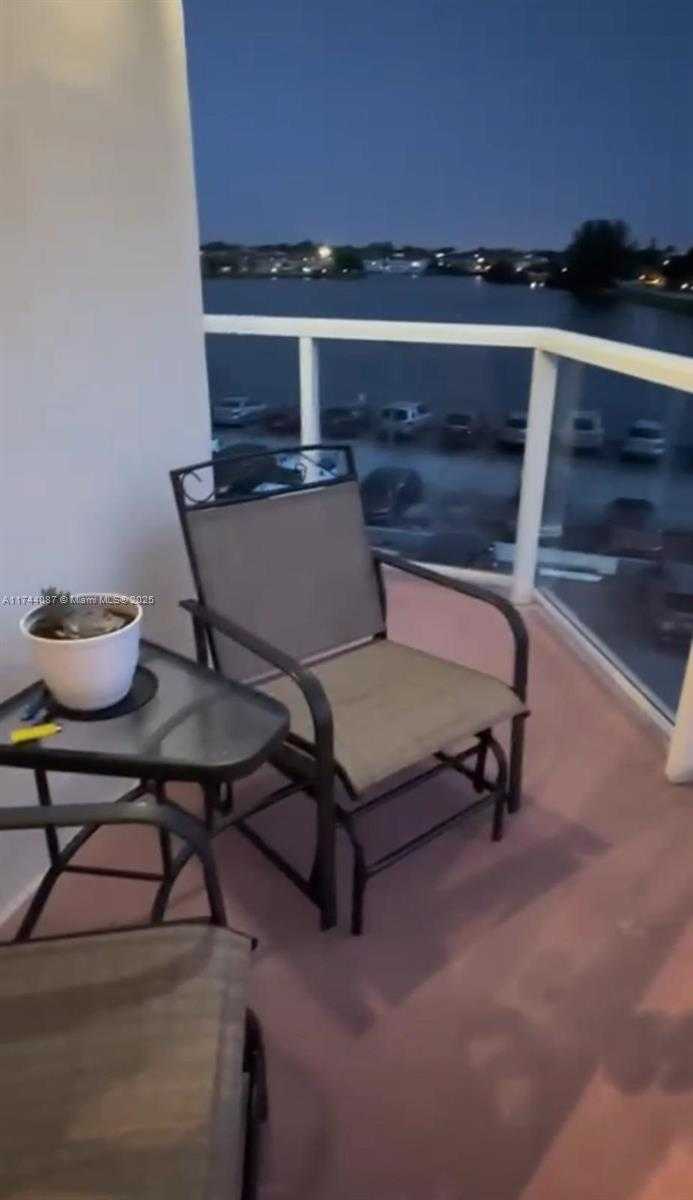 Small Image of 1351 #316E, Miami Number 5