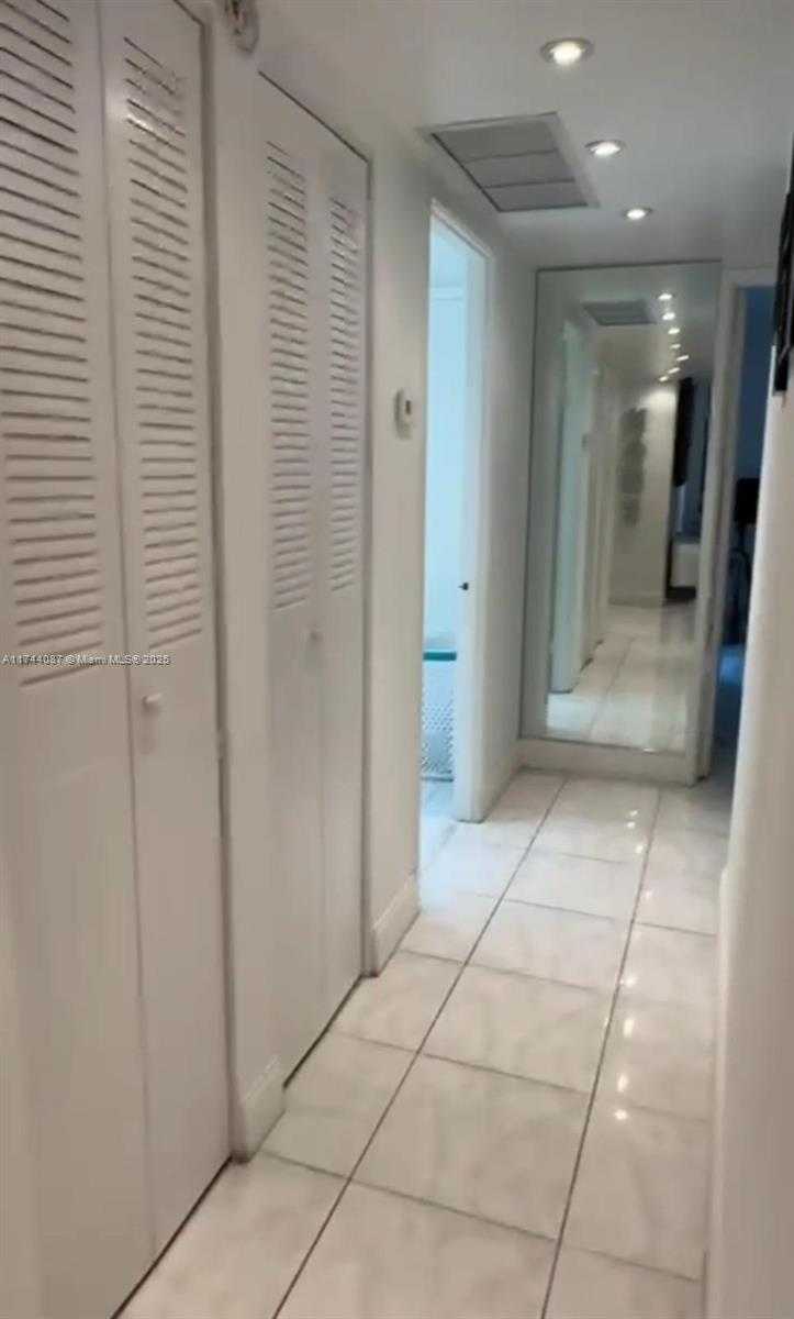 Small Image of 1351 #316E, Miami Number 7