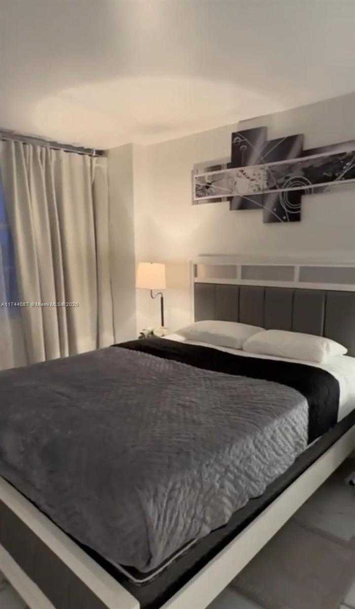 Small Image of 1351 #316E, Miami Number 9
