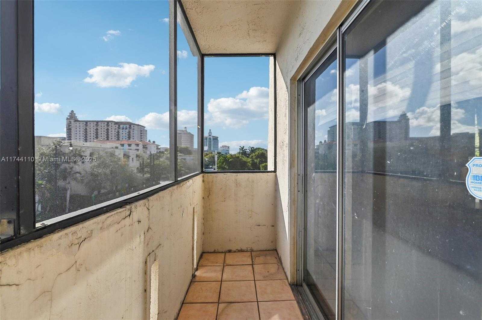 Small Image of 1650 SOUTH LE JEUNE RD #303, Coral Gables Number 19