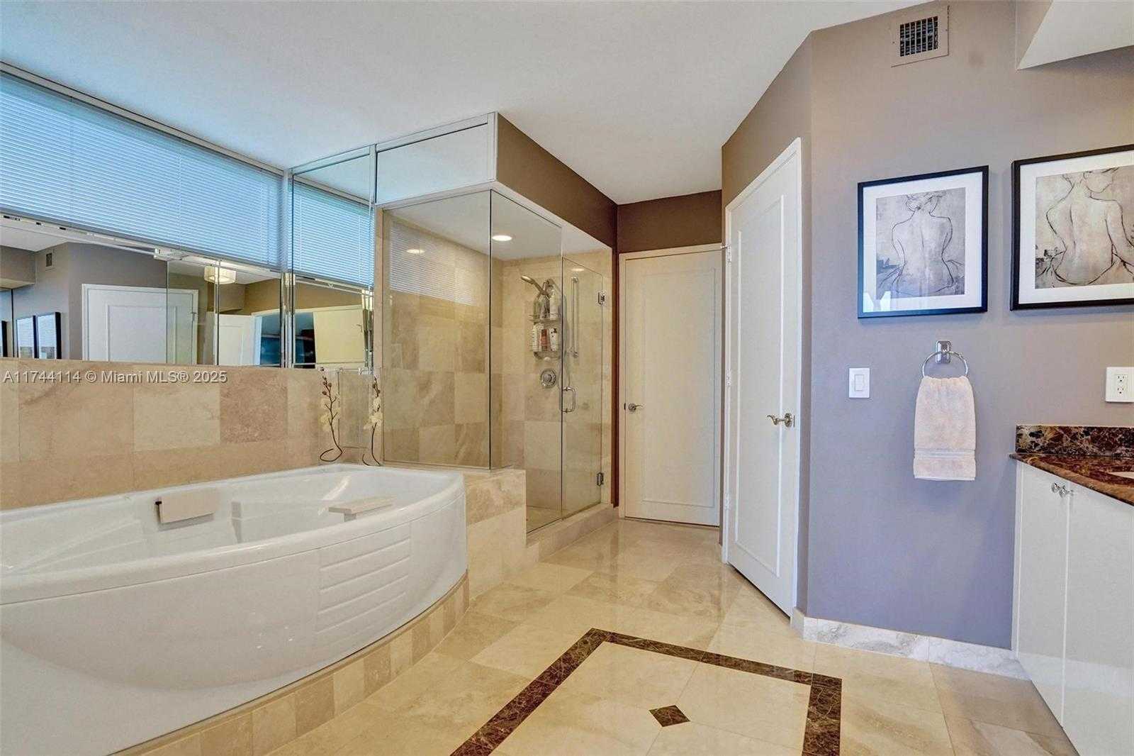 Small Image of 17555 COLLINS AVE #805, Sunny Isles Beach Number 5