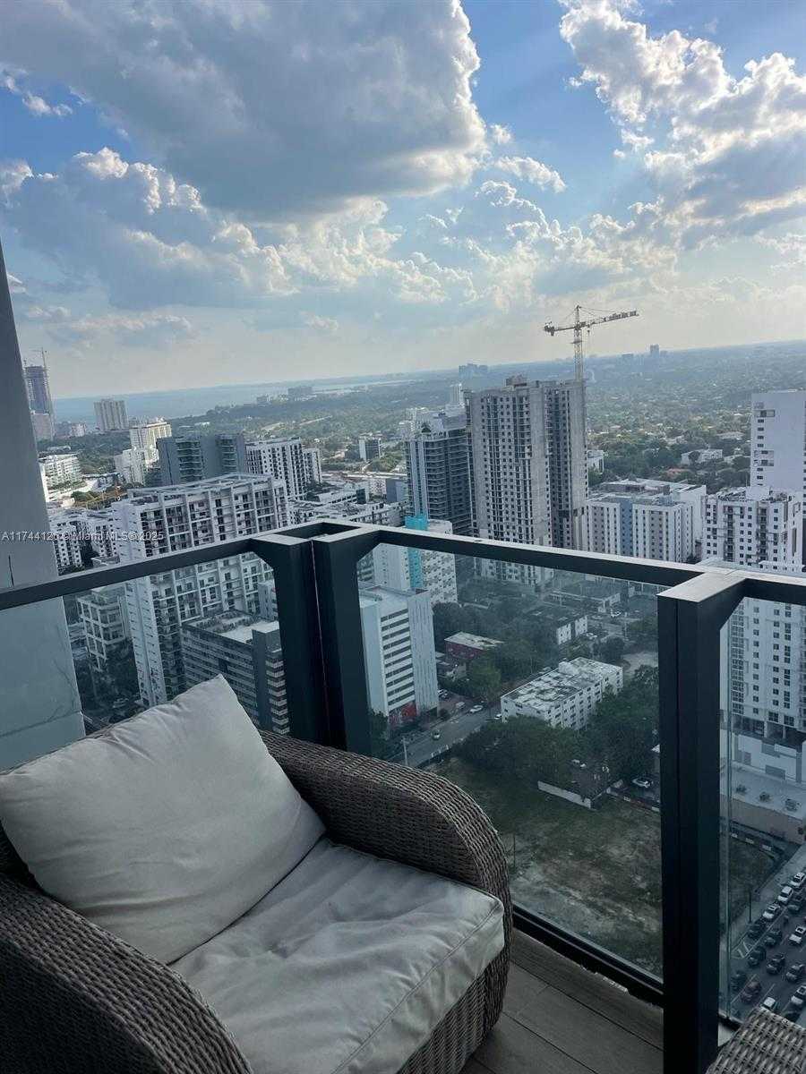 Small Image of 88 SOUTH WEST 7TH ST #3006, Miami Number 12