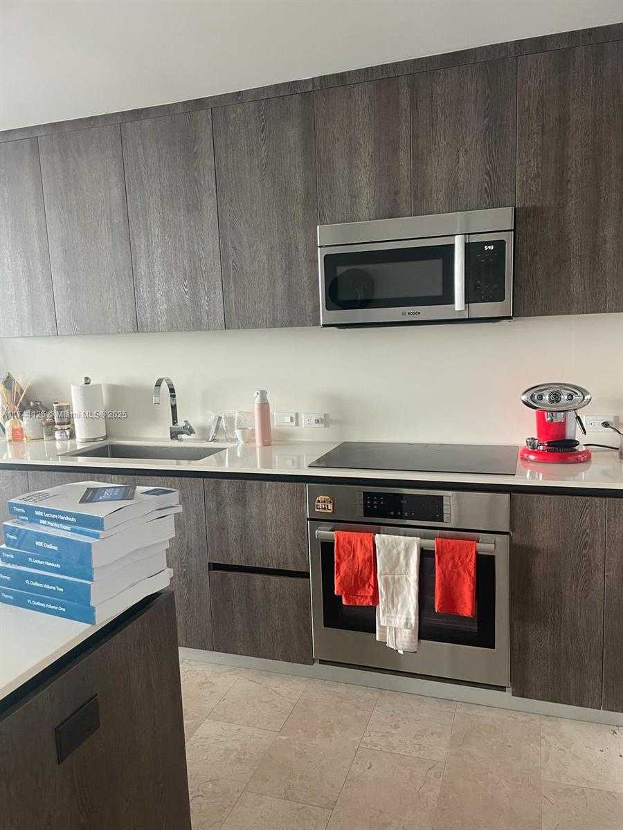 Small Image of 88 SOUTH WEST 7TH ST #3006, Miami Number 9