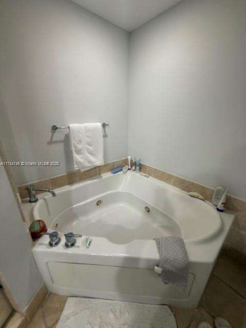 Small Image of 18201 #703, Sunny Isles Beach Number 33