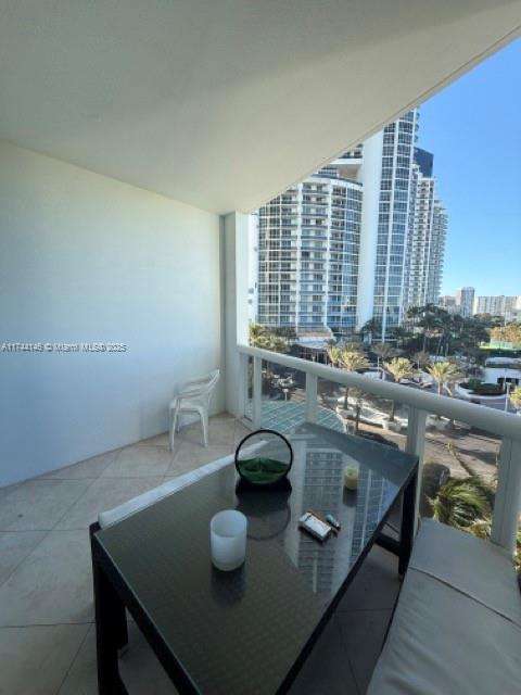 Small Image of 18201 #703, Sunny Isles Beach Number 38