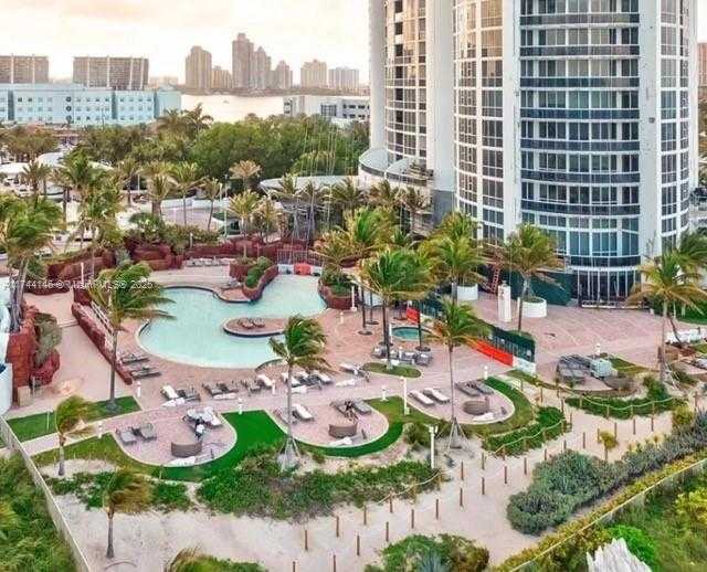 Small Image of 18201 #703, Sunny Isles Beach Number 7