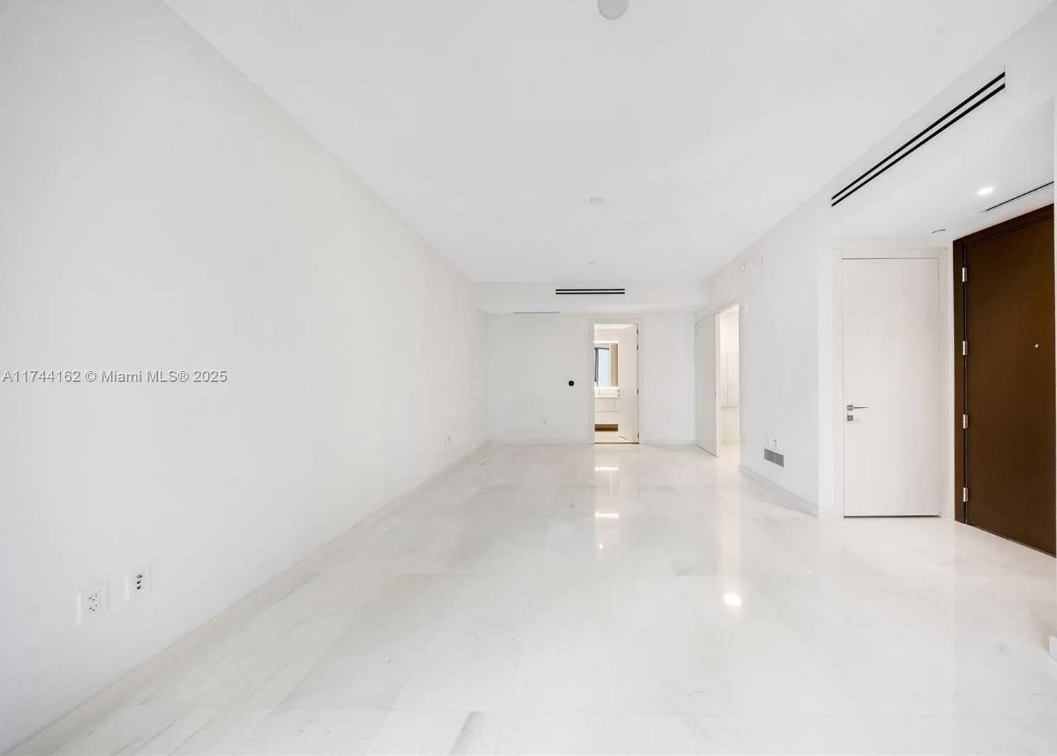 Small Image of 300 BISCAYNE BLVD WAY #805, Miami Number 21
