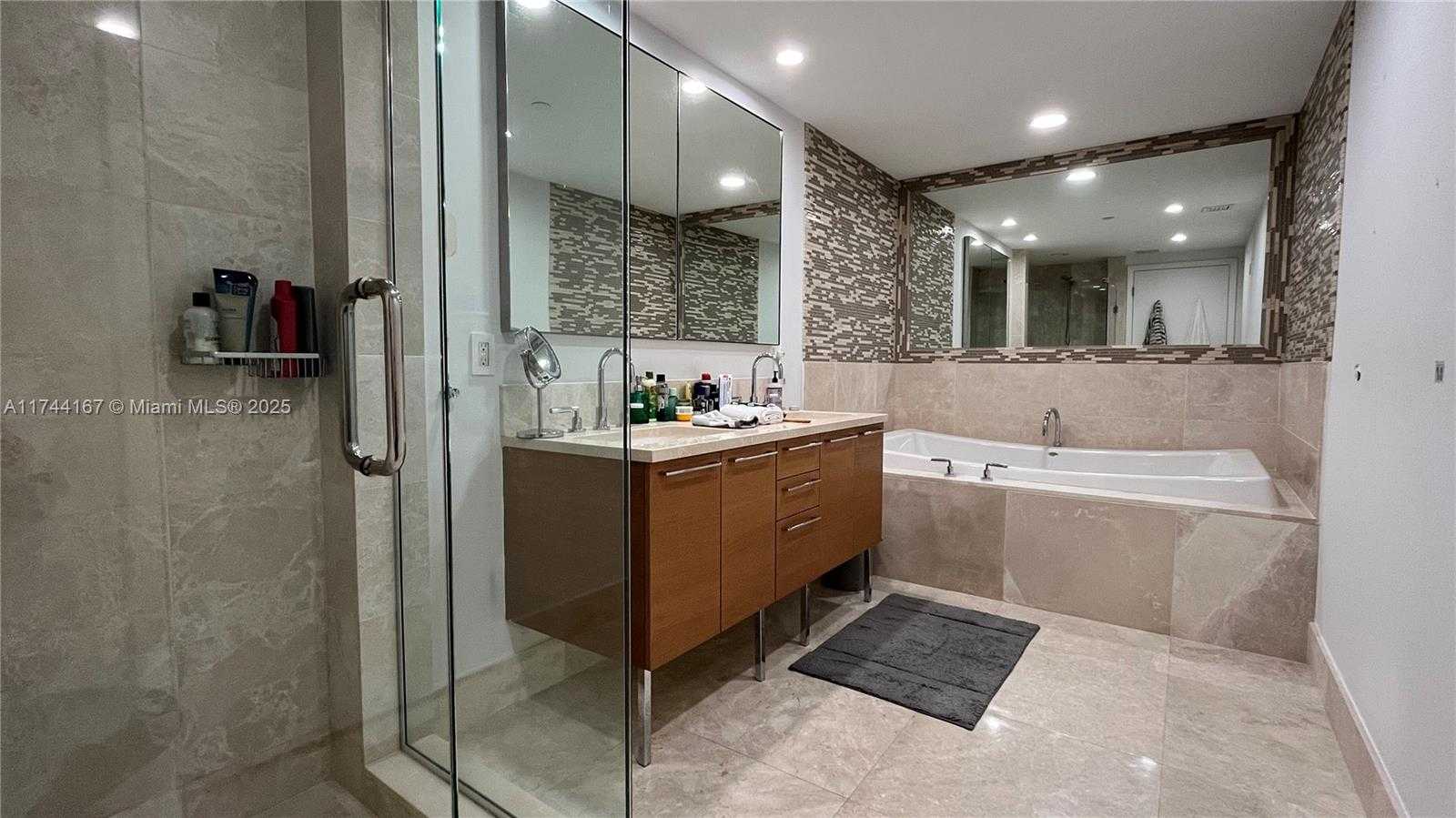 Small Image of 17001 COLLINS AVE #2702, Sunny Isles Beach Number 16