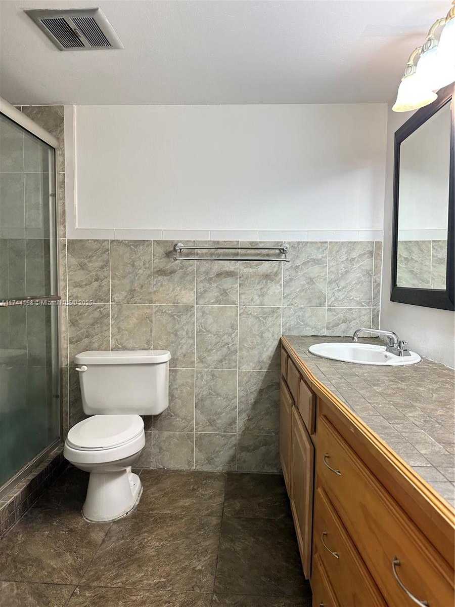 Small Image of 1750 NORTH EAST 191ST ST #225-4, Miami Number 9
