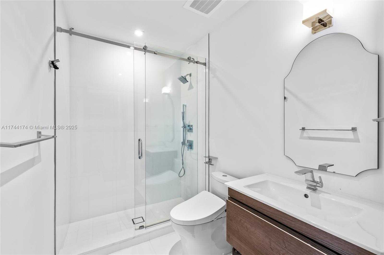 Small Image of 515 VALENCIA AVE #803, Coral Gables Number 18