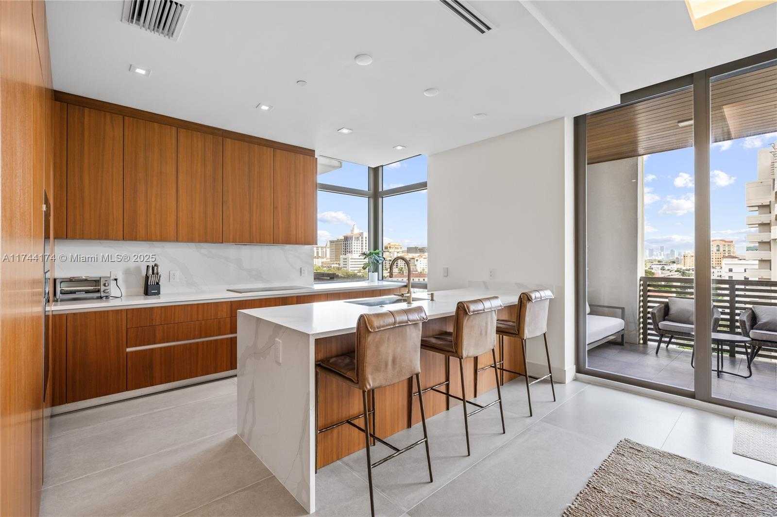 Small Image of 515 VALENCIA AVE #803, Coral Gables Number 8