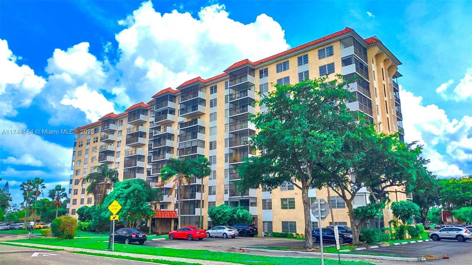 Small Image of 4174 INVERRARY DRIVE #706, Lauderhill Number 30