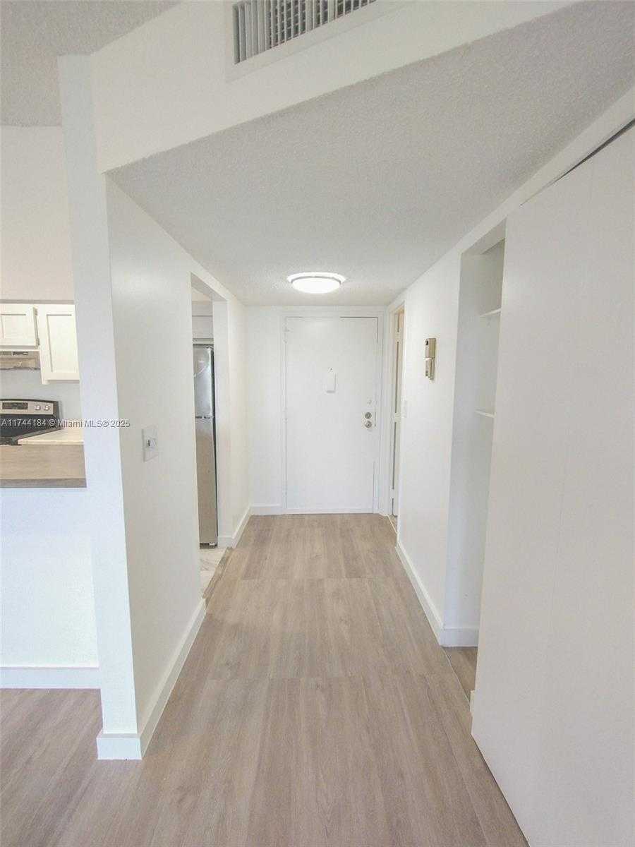 Small Image of 4174 INVERRARY DRIVE #706, Lauderhill Number 7