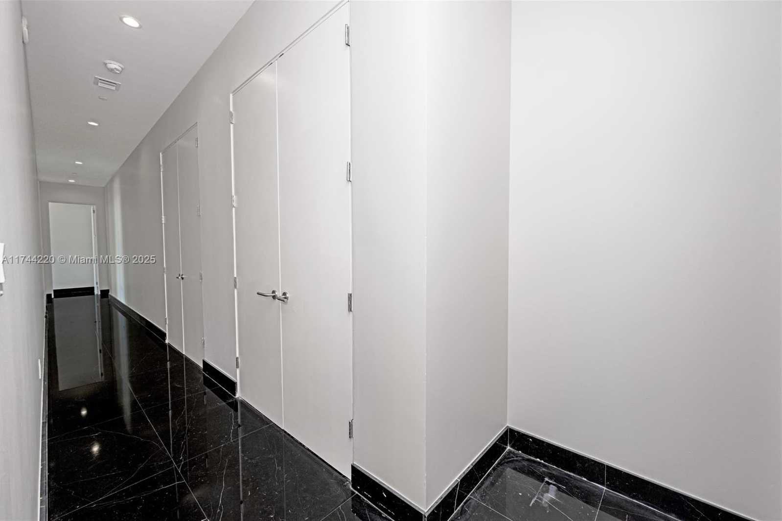 Small Image of 2669 SOUTH BAYSHORE DR #1403N, Coconut Grove Number 15