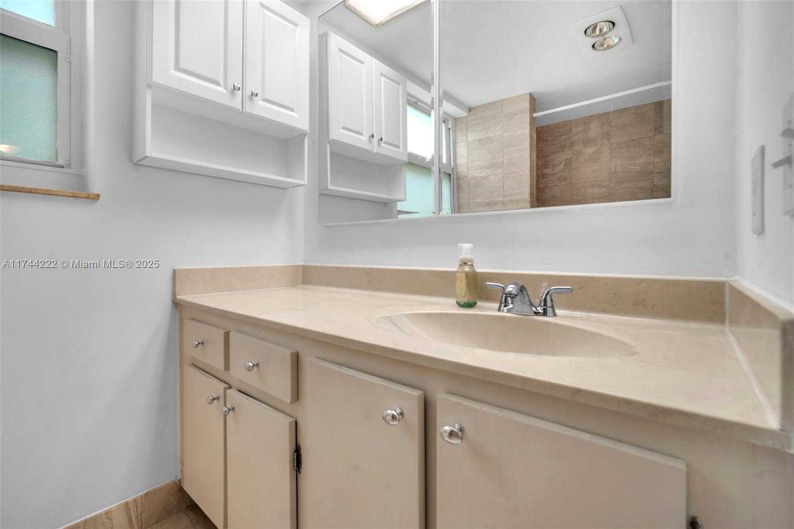 Small Image of 4000 CYPRESS GROVE WAY #210, Pompano Beach Number 16