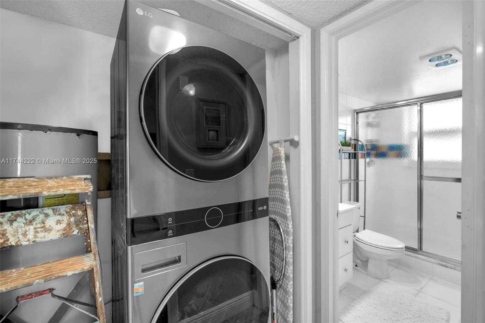 Small Image of 4000 CYPRESS GROVE WAY #210, Pompano Beach Number 19