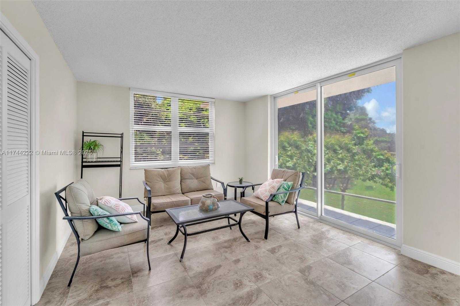 Small Image of 4000 CYPRESS GROVE WAY #210, Pompano Beach Number 20