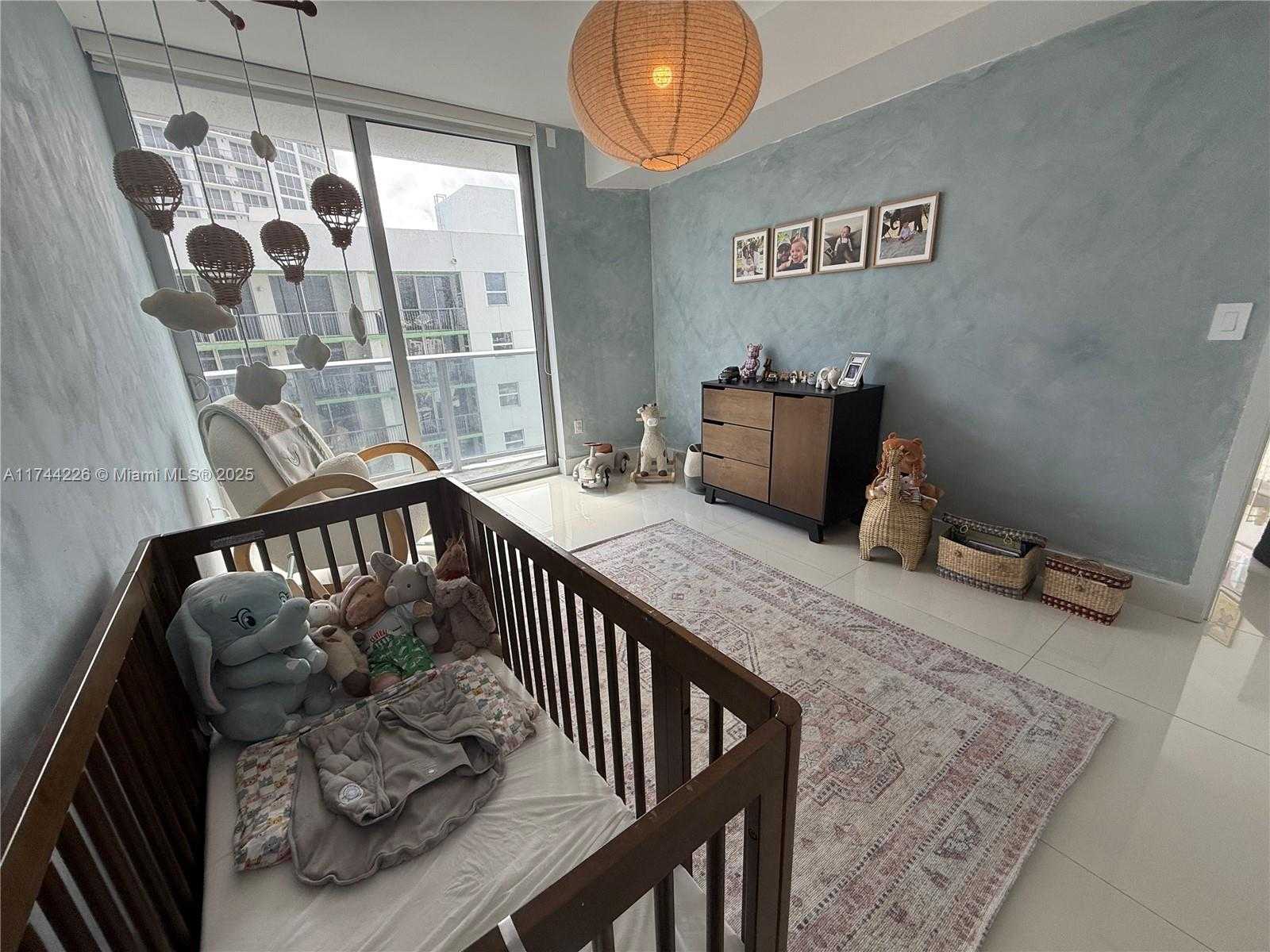 Small Image of 488 NORTH EAST 18TH ST #3300, Miami Number 24