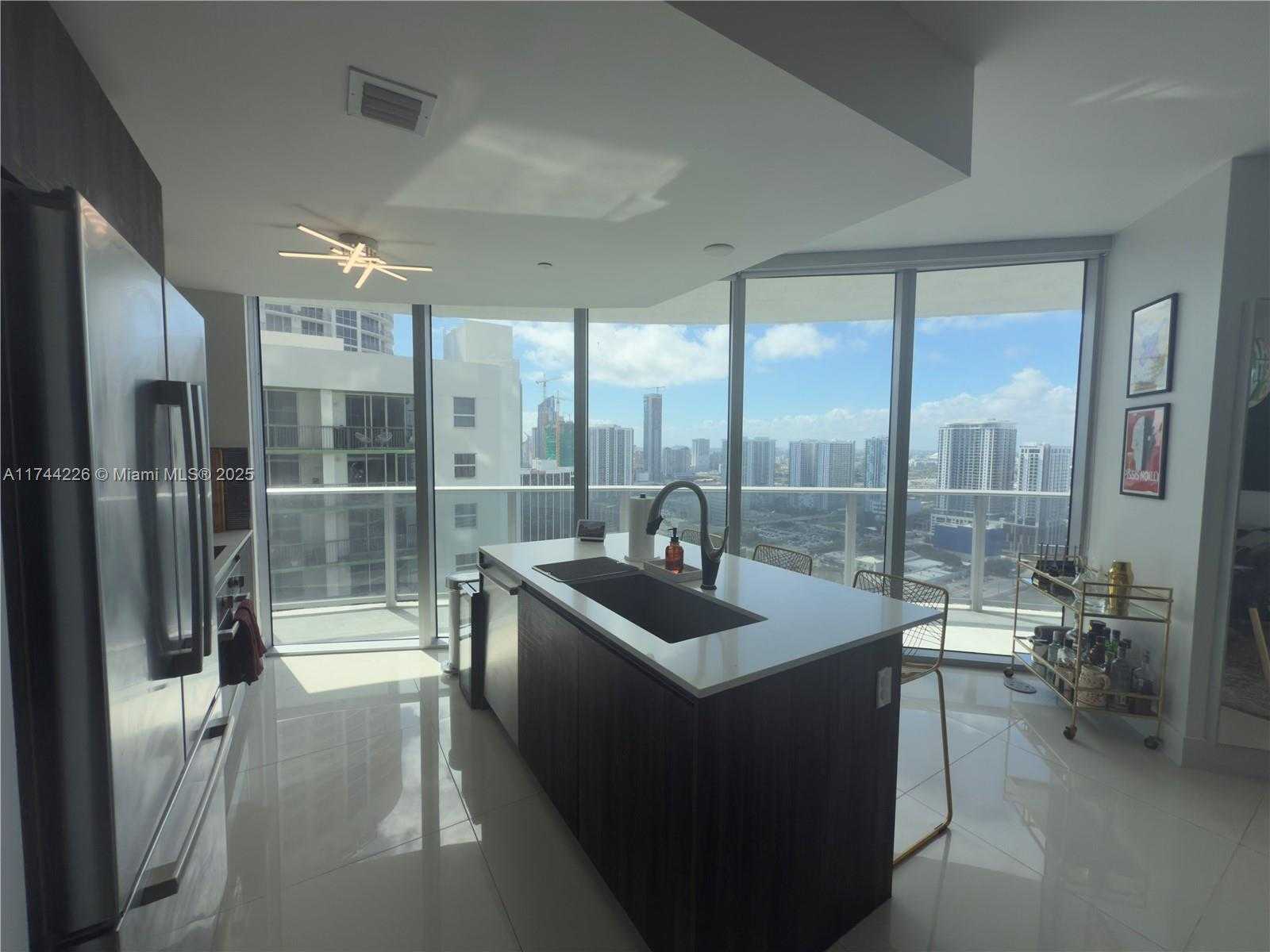 Small Image of 488 NORTH EAST 18TH ST #3300, Miami Number 32