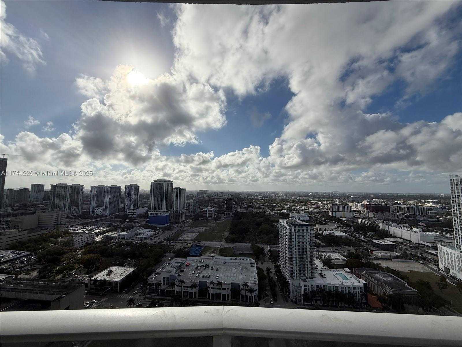 Small Image of 488 NORTH EAST 18TH ST #3300, Miami Number 40