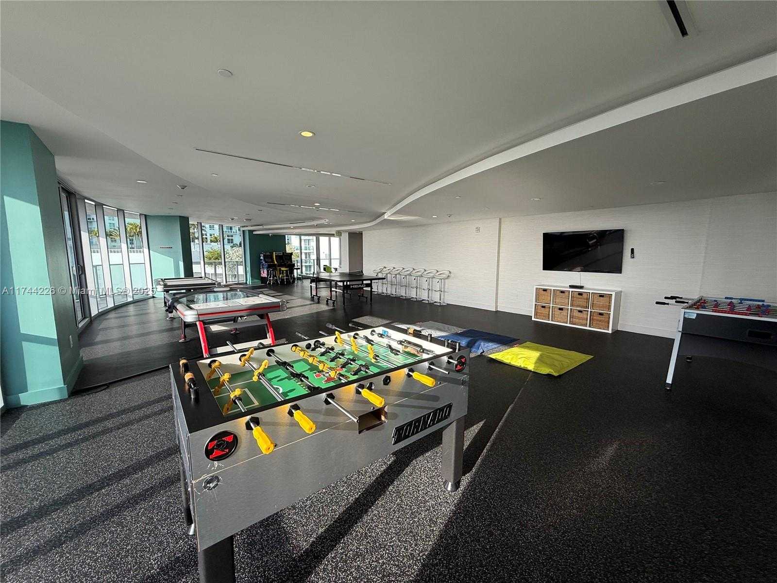 Small Image of 488 NORTH EAST 18TH ST #3300, Miami Number 44