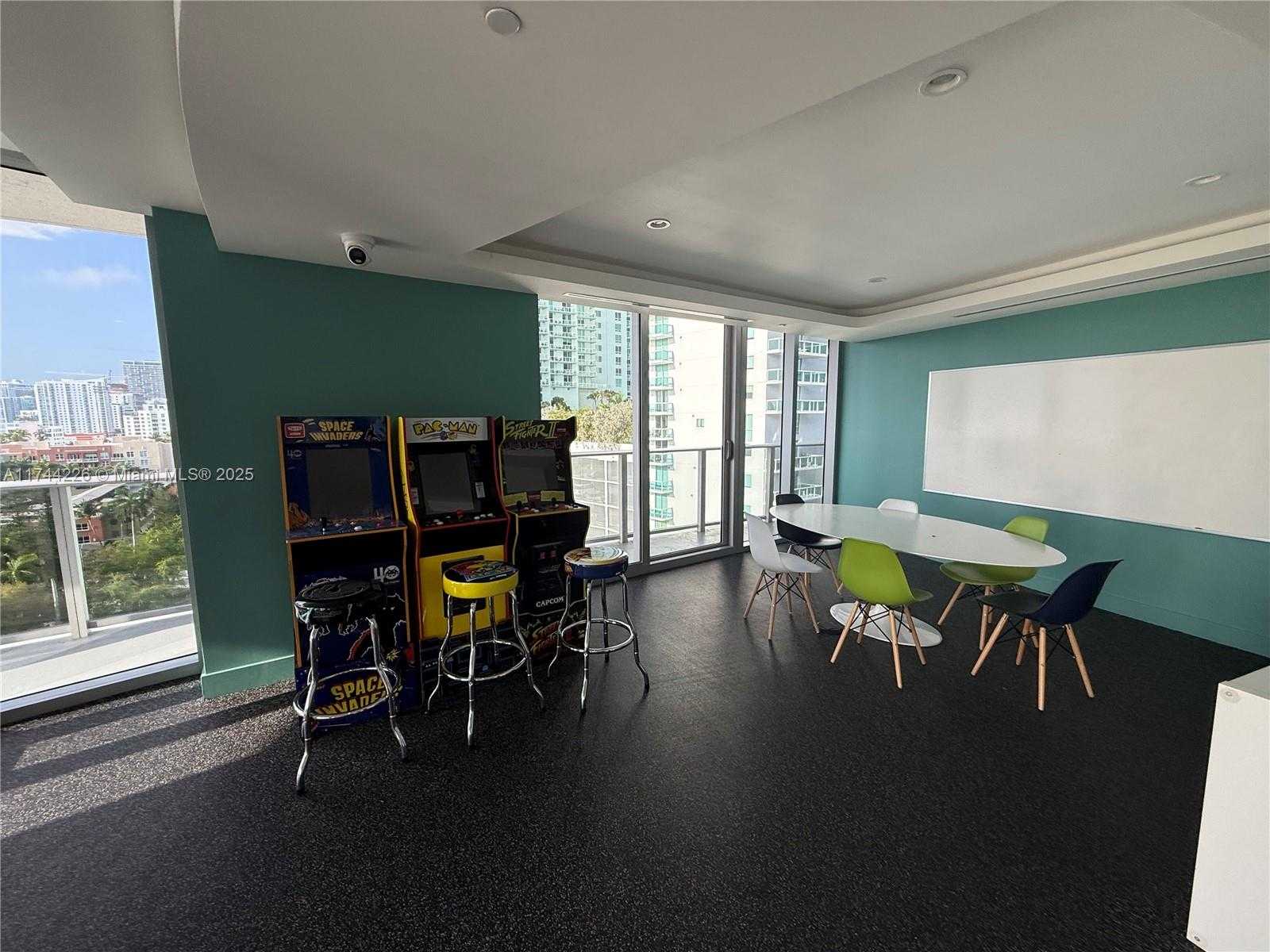 Small Image of 488 NORTH EAST 18TH ST #3300, Miami Number 46