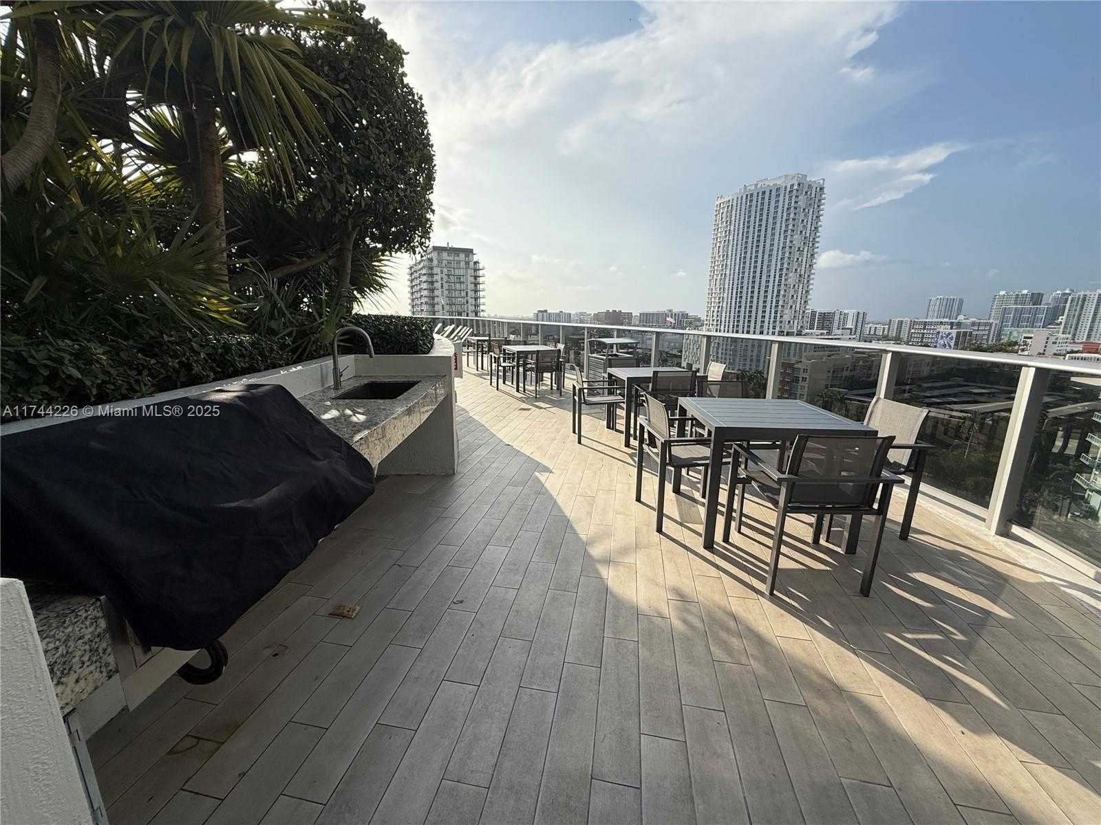Small Image of 488 NORTH EAST 18TH ST #3300, Miami Number 63