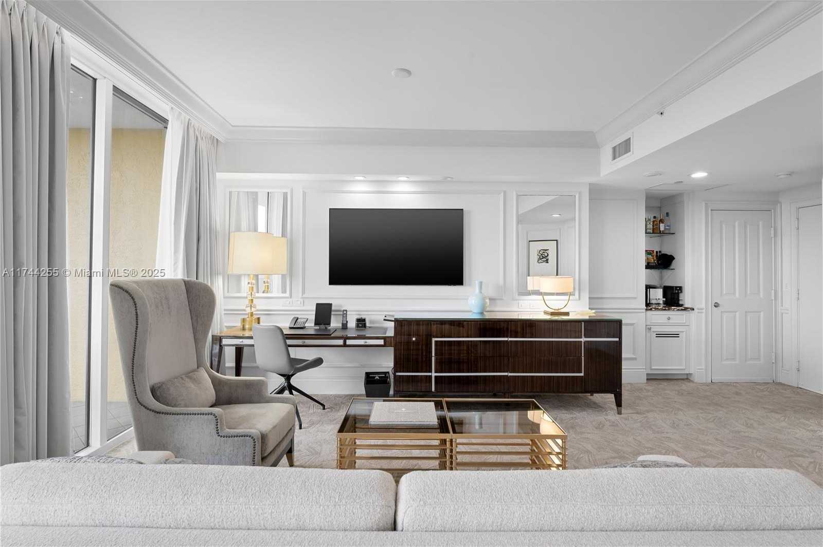 Small Image of 17875 Collins Ave, Sunny Isles Beach, FL 33160, USA Number 28