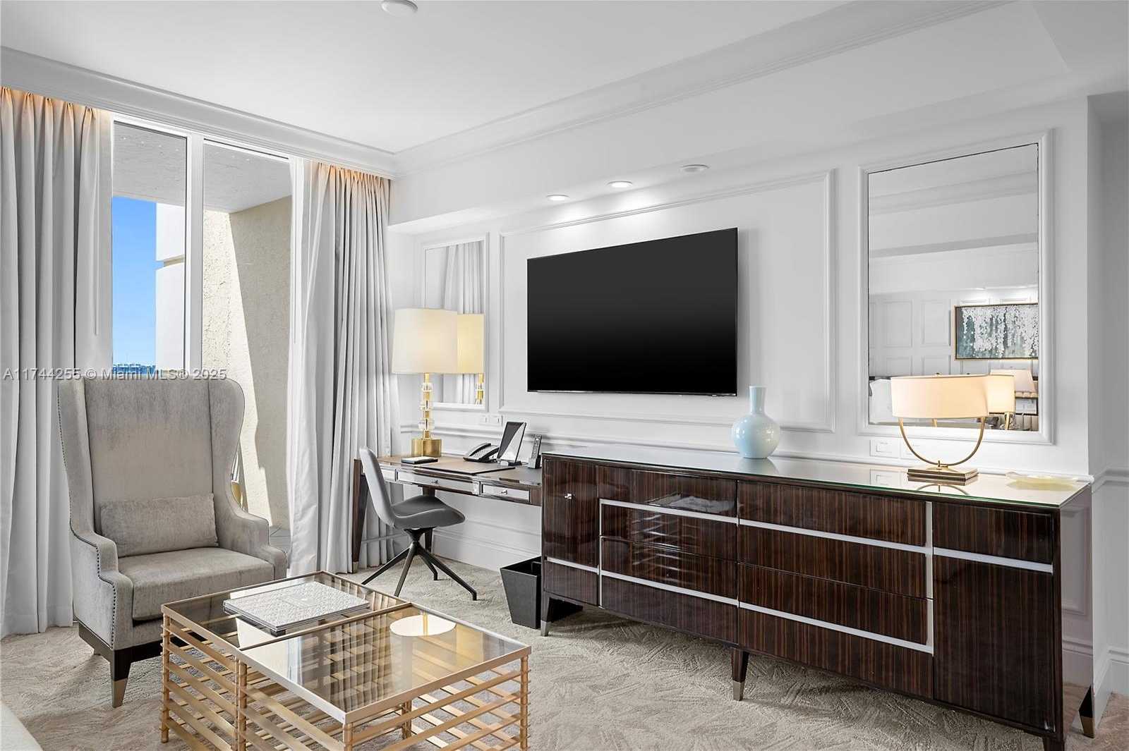 Small Image of 17875 Collins Ave, Sunny Isles Beach, FL 33160, USA Number 32