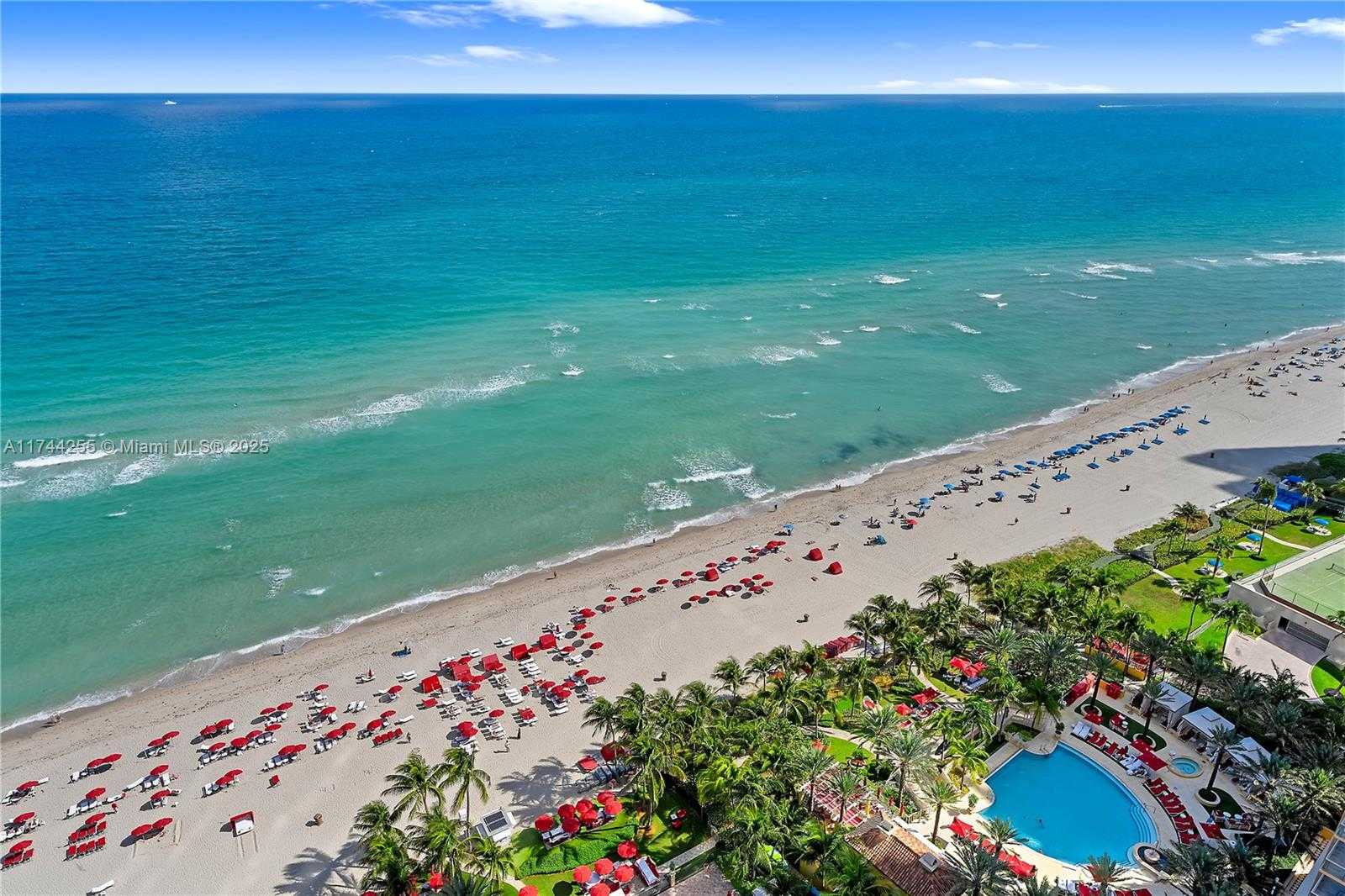 Small Image of 17875 Collins Ave, Sunny Isles Beach, FL 33160, USA Number 39