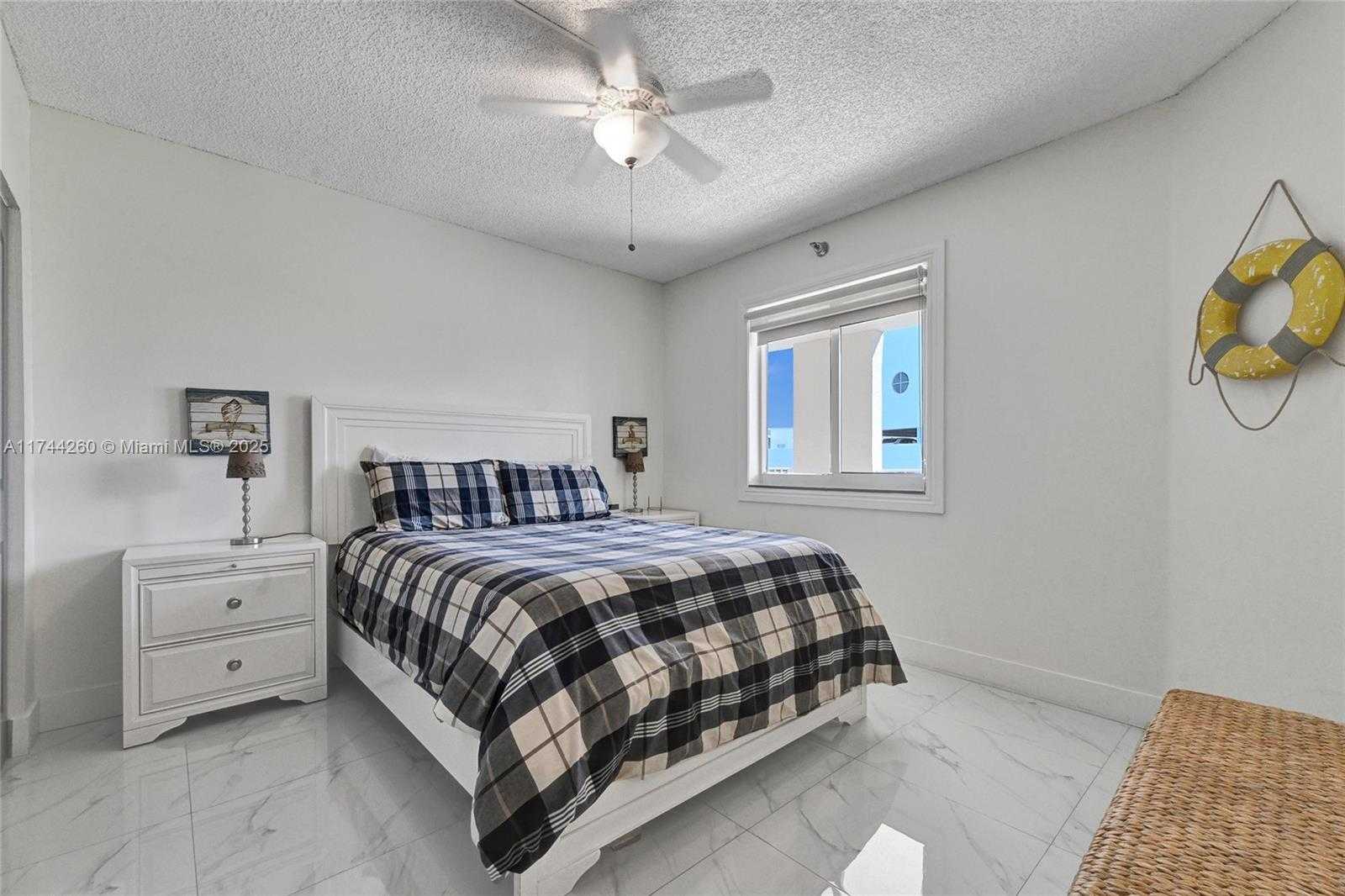 Small Image of 18260 NORTH BAY RD #512, Sunny Isles Beach Number 16