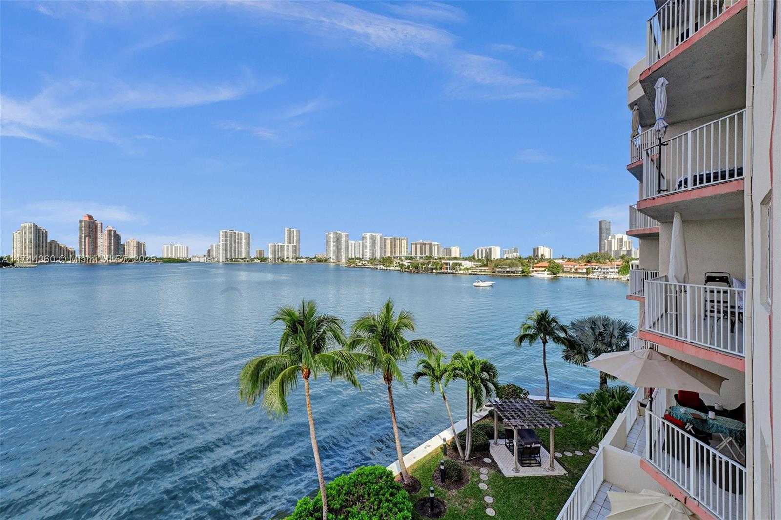 Small Image of 18260 NORTH BAY RD #512, Sunny Isles Beach Number 2